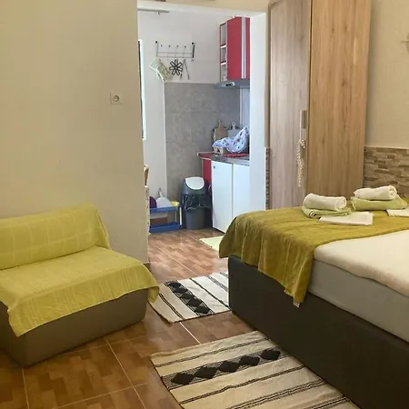 Apartmens Kapetan دراسنيتش