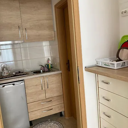 شقة Apartmens Kapetan